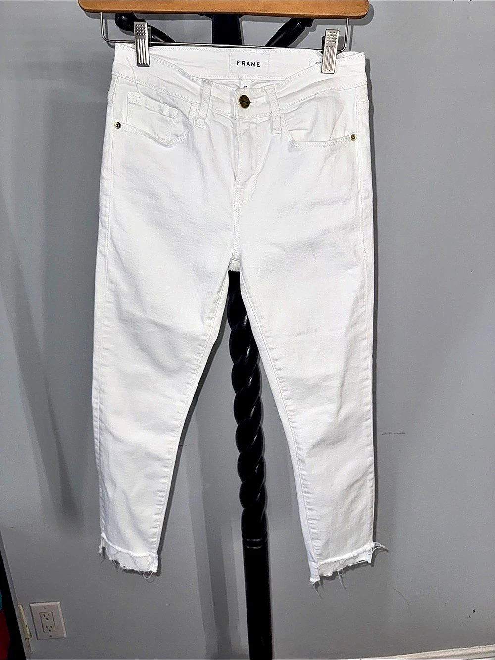 FRAME Le Skinny de Jeanne Skinny Jeans in White Waist 25 17.1.T1